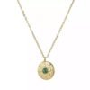 collier medaille pierre verte
