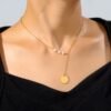 collier medaille avec perle