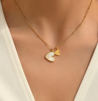 collier coeur nacre